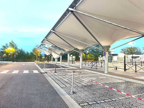 Trets : Danger à la gare routière. Trets : Danger à la gare routière.