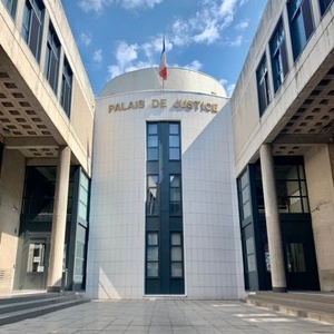 Sillans-la-Cascade : Il proposait ses filles "en vente" sur WhatsApp Sillans-la-Cascade : Il proposait ses filles "en vente" sur WhatsApp