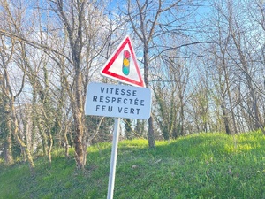 DR