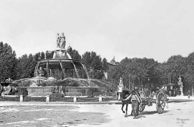 La fontaine de la Rotonde - 1906 ©Henry Ely - Aix La fontaine de la Rotonde - 1906 ©Henry Ely - Aix