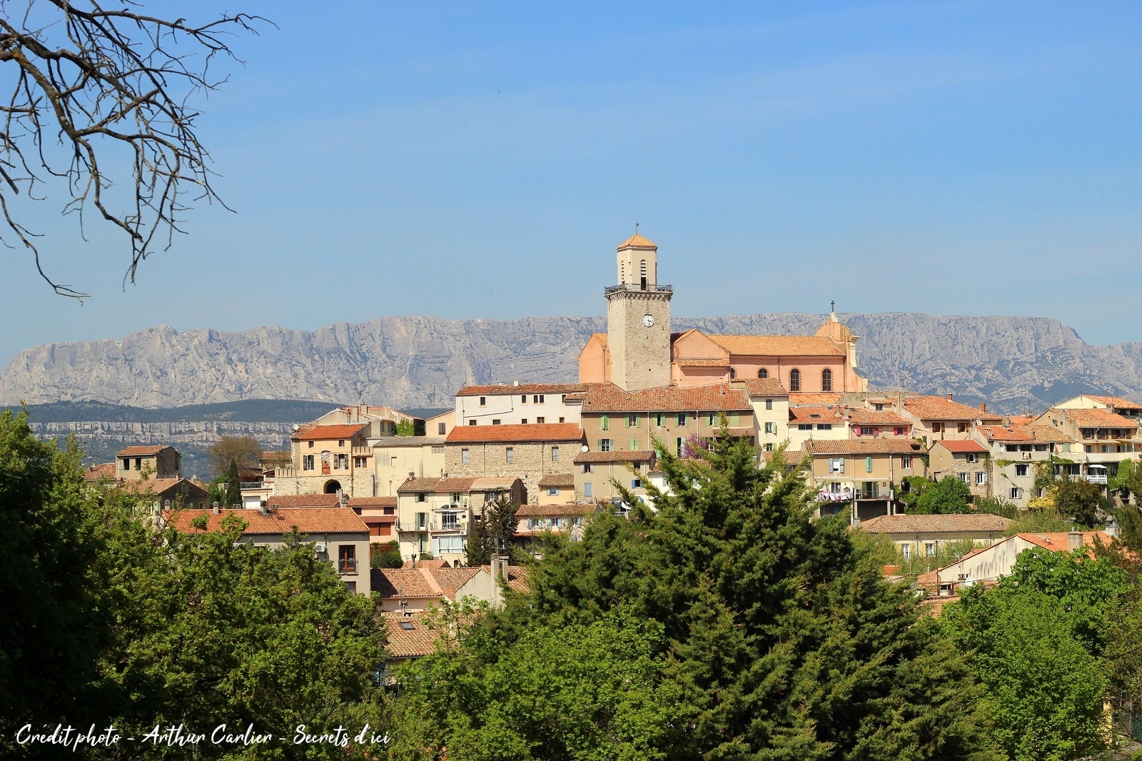 Fuveau - Municipales 2026 : une opposition diffuse, entre attente de renouvellement et manque de figure forte Fuveau - Municipales 2026 : une opposition diffuse, entre attente de renouvellement et manque de figure forte