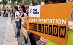Rousset – Manifestation contre l’extension du centre de primatologie du CNRS